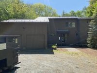 Thumbnail of metal roof photo