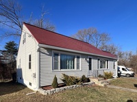 Thumbnail of metal roof photo