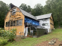 Thumbnail of metal roof photo