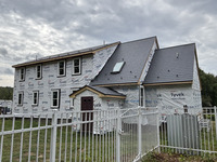 Thumbnail of metal roof photo