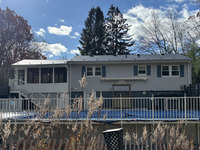 Thumbnail of metal roof photo