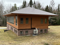 Thumbnail of metal roof photo