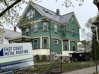 Thumbnail of metal roof photo