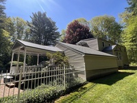 Thumbnail of metal roof photo