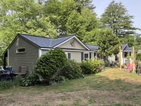 Thumbnail of metal roof photo